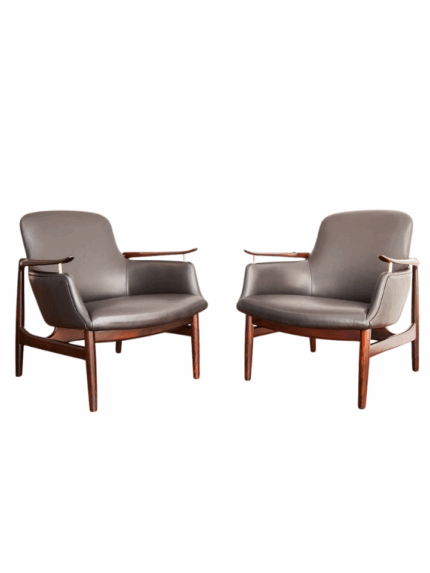 Authentic 1950s Danish Modern Rosewood Lounge Chairs – Model 53 by Finn Juhl