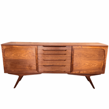 Rare 1960s Danish Modern Credenza by Harry Østergaard for Randers Møbelfabrik – Mid-Century Icon