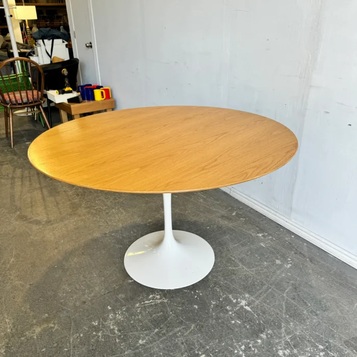 Authentic 1950s Koll Saarinen Oak 47-Inch Dining Table – Mid-Century ...